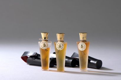 null GUERLAIN - "Sous le vent", "Jasmin", "Liu" - (Années 1950).



Trois flacons...