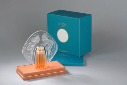 null LALIQUE Parfum - "Ondine" - (1998).



Présenté dans son coffret carton bicolore...