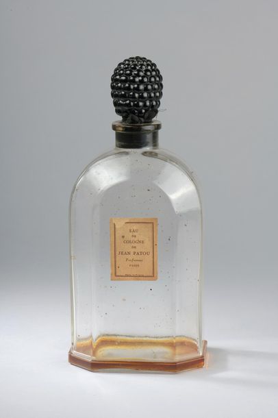null Jean PATOU - "Eau de Cologne" (1920).



Rare flacon en verre incolore pressé...