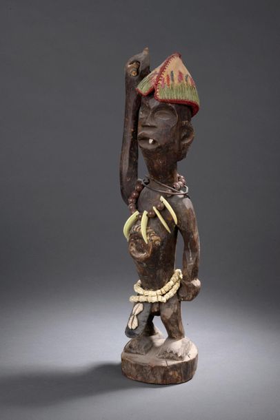 null Statuette à reliquaire abdominal | Style du Congo

Bois, cauris, dents, vertèbres...