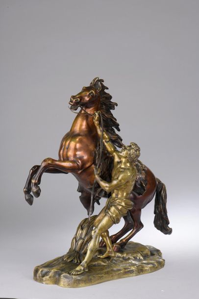 null D'après Guillaume I COUSTOU (1677 - 1746). 


Cheval de Marly. 


Bronze naturel...