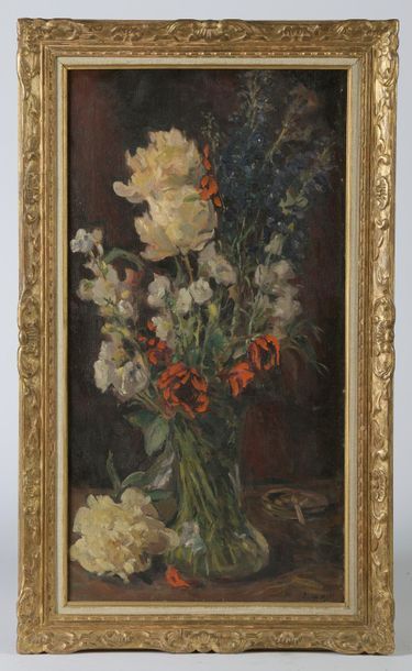 null Evert MOLL (1878 - 1955).

Bouquet de fleurs.

Huile sur toile signée en bas...