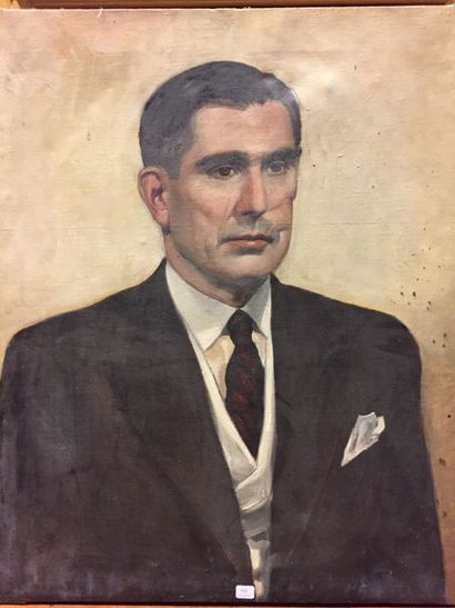 null École française du XXe siècle.

Portrait d'homme en costume.

Huile sur toile...