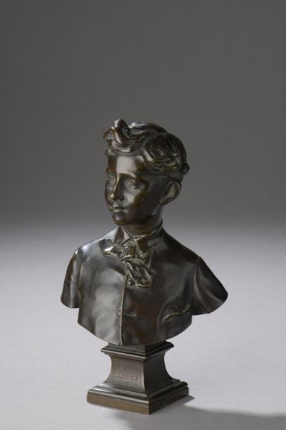 null Jean-Baptiste CARPEAUX (1827 - 1875).
"Son Altesse le prince impérial".
Buste...