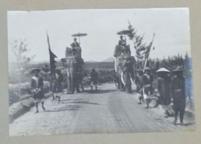 null 1926. TANG-VINH à Hué (attribué à)

Funérailles de S.M. Khai-Dinh 29,30,31 Janvier...