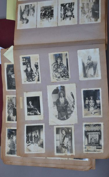 null 1935. Indochine.

Album in-4°oblong (28x34 cm), sans reliure.

Quelques photographies...