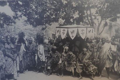 null **1930. Dahomey, c.1930.

Album in-folio, reliure toilée d'époque usagée, titre...