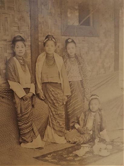 null **1895. Paysages et types d'Inde, Tibet, Birmanie c.1895.

Album dérelié de...