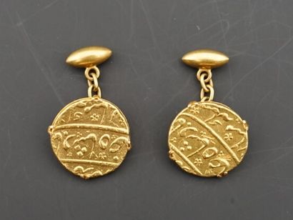  Pair of cufflinks in gold 750°/° (18K) with...