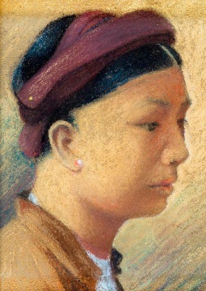 null Ecole des Beaux-Arts de l'Indochine. Portrait de femme tonkinoise. Pastel sur...