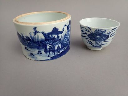 null Pot à condiments en porcelaine de Chine à décor bleu blanc des 4 occupations...