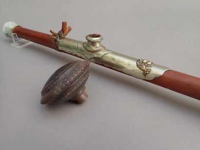 null Bamboo opium pipe, paktung plate with bat pattern, jadeite tips (small splinter)....
