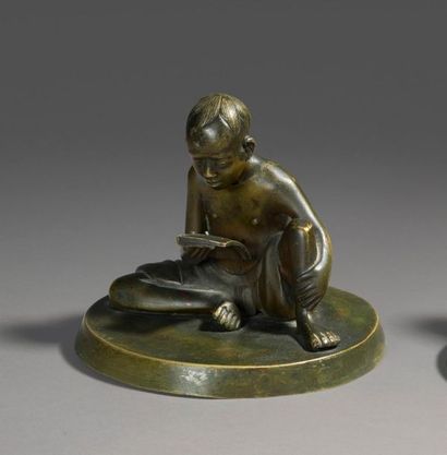 null Hanoi School of Applied Arts, the little reader. Bronze with brown-green patina....