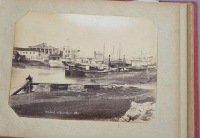 null 1895. GODY SONS P. (7) and others (16)

Views of Indochina, c.1895

Album in-4...