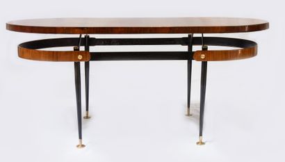null Gio PONTI (1891-1979).

Table basse ovale en acajou. Vers 1960.

Hauteur: 42...