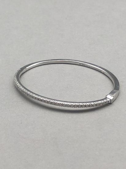 null Tiffany. Bracelet jonc en or gris 750°/°° (18K) et diamants 0.02 carats, de...