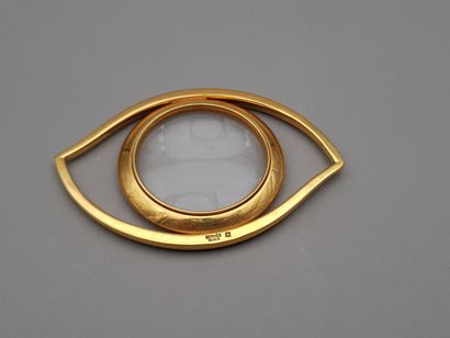 null HERMES Paris. Desk magnifier in the shape of a gilded metal eye. Length: 14...