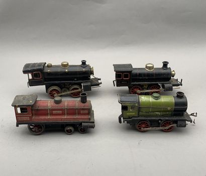  GBN-HORNBY-CR. Quatre locomotives dont deux mécaniques et deux électriques de type...
