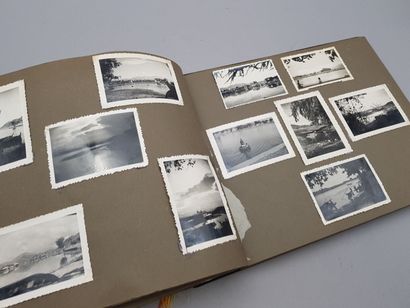 null 1950-1951

Album en bois laqué à décor polychrome signé LE THY. Photos souvenirs...