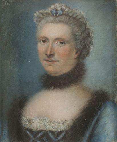 null Ecole française du XVIIIe siècle

Portrait de dame en buste à la robe bleue...