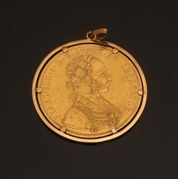 null Coin of four ducats in yellow gold 986 °/°° in the effigy of François Joseph,...