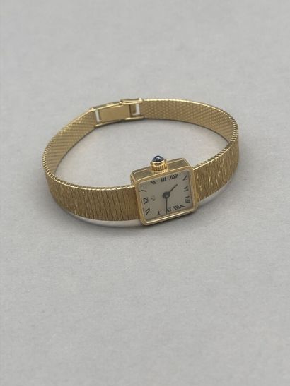 null UTI

Ladies' wristwatch in 18K (750°/°°) yellow gold, cream-colored square dial,...