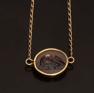 Necklace in 18K yellow gold (750 °/°°) decorated...