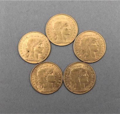 Lot de 5 pièces de 10 Francs en or. Type...