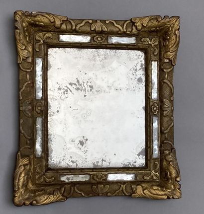 Rectangular mirror with glazing in molded,...