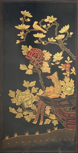 null Rectangular panel in lacquered wood. Polychrome and gold decoration on black...