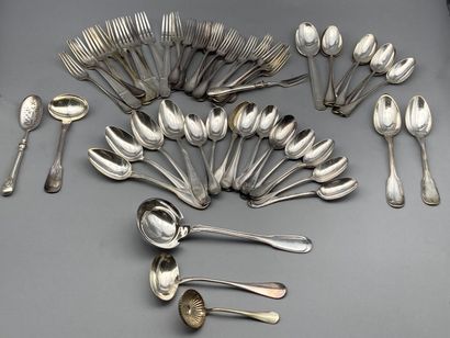 null Important lot of silver plated cutlery including :

- CHRISTOFLE

A christening...