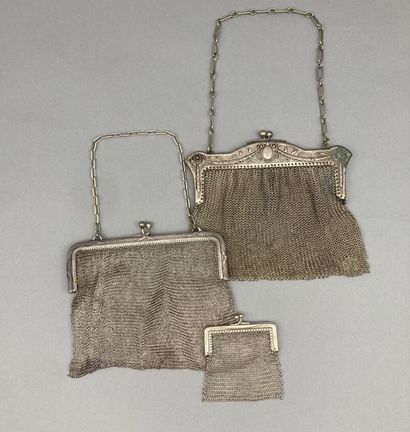 Lot in silver plated metal including :

-...