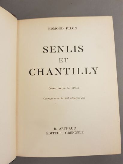 null Regionalism. Set of 8 bound volumes: - GOSSET (L.), Paris, aspects et reliefs....