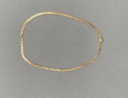 Gold necklace 18 K (750 °/°°) with flat curb...