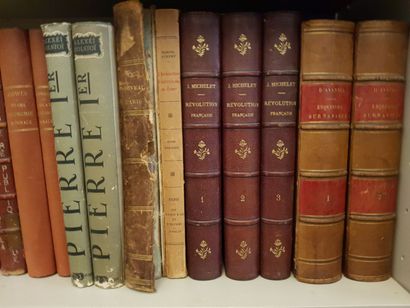 null Lot of books including : 


- M. D'AVANNES, Esquisses sur Navarre. Letters to...