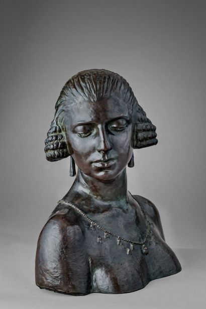 null Albert-César CAPPABIANCA (1881-1962)

Portrait en buste d'une élégante au collier...