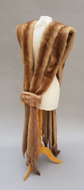 Maurice KOTLER, Paris

Important mink scarf....