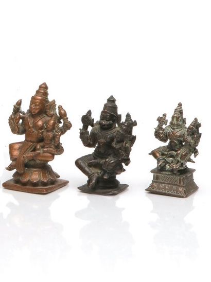 Lakshmi, Vishnu et Lakshmi. Deux Lakshmi...