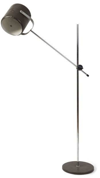 Articulated floor lamp.
Base in brown lacquered...