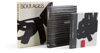 Lot comprenant : 3 ouvrages 
- JOHNSON SWEENEY...