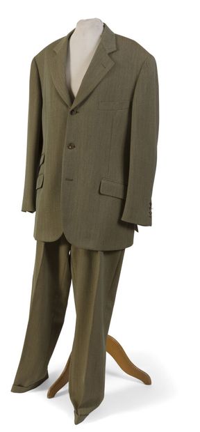 null HERMES
Costume pour homme comprenant une veste et pantalon en laine vert-amande....