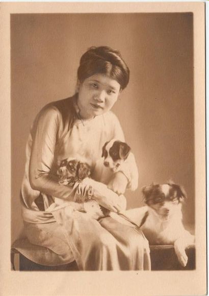 null 1925

VO CHUAU (XXe)

Photographe actif à Hué entre 1915 et 1940

VISIONS DE...