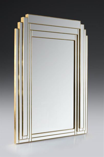 null Grand miroir rectangulaire à pare closes de style Art Déco.

Dimensions : 102...