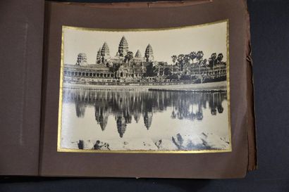 null 1925. Gouvernement Général de l'Indochine.

Quelques vues d'Angkor Vat et de...