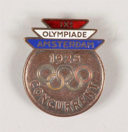 null Badge concurrent en bronze avec émail. Dim. 30x37 mm. Participant's badge. Bronze...
