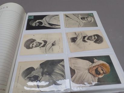 1900 

Cartes postales d'Algérie : Hommes,...