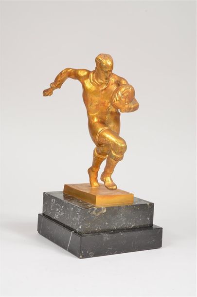 null Sculpture en bronze doré sur socle marbre. «La Percée». Signée F. Fraisse (1880-1945)....