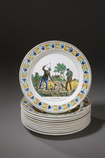 null Montereau , vers 1830-40 - Suite de dix assiettes en faïence fine à décor polychrome...