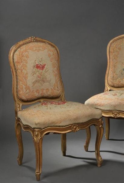  Paire de chaises en bois mouluré, sculpté et redoré estampillées Tilliard d'époque... Gazette Drouot