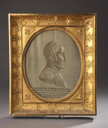 null Un unicum : le portrait tissé du comte d'Artois par La Selve

Buste de profil...